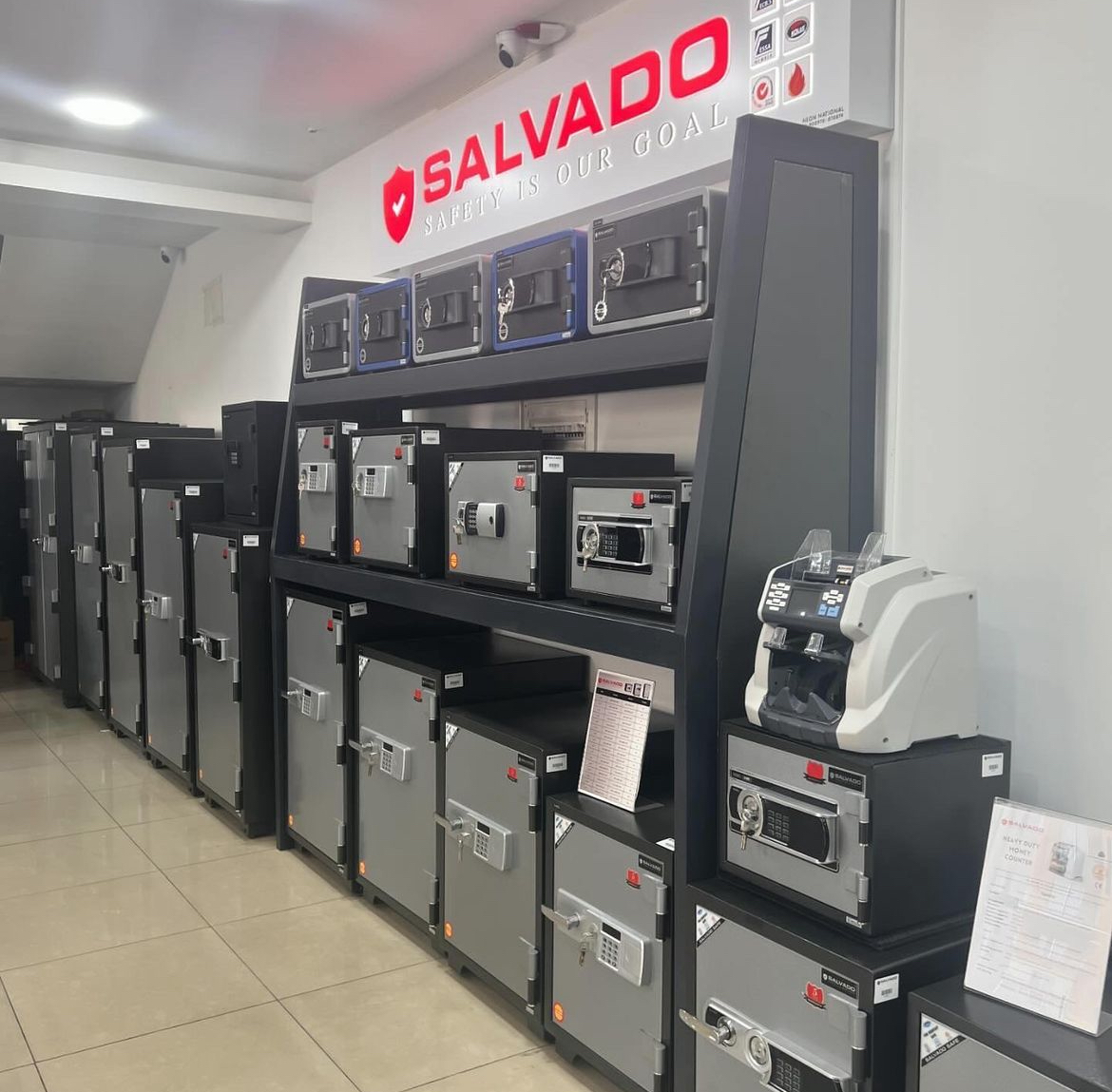 Salvado showroom consultation area