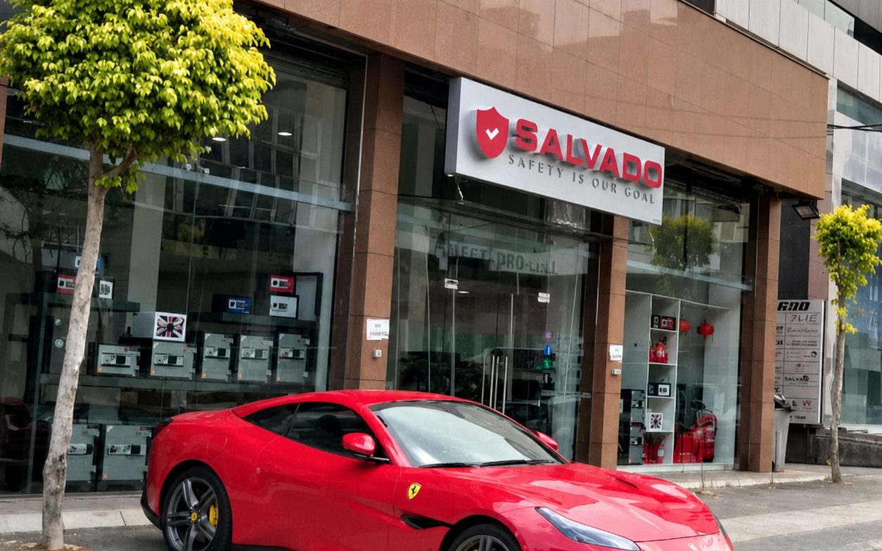 Salvado showroom exterior with Ferrari at Zalka